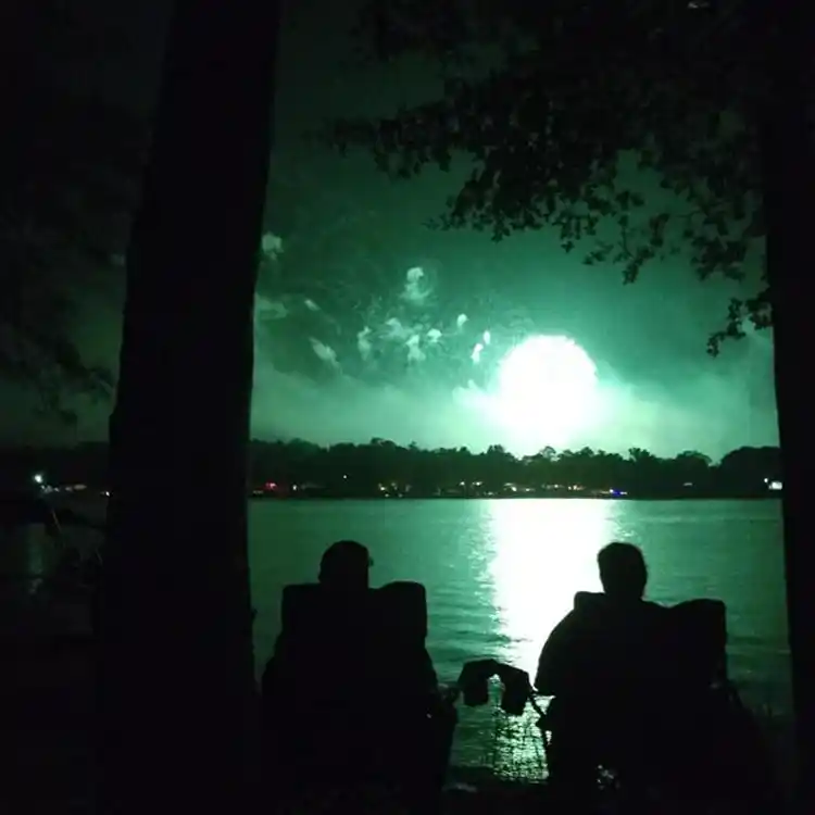 Brag Patch RV Park in Cullman, Alabama is a long term campground on Smith Lake. We are a privately owned, gated community.